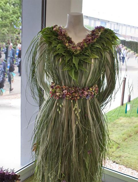 Manichino in Plastica H 58/60 Nero Mezzo Busto Uomo e Donna Sconti per Fioristi, Wedding e Aziende