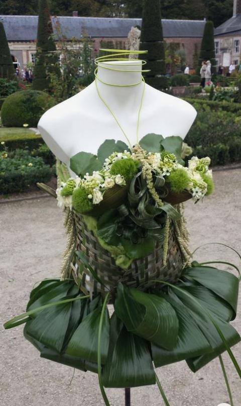 Manichino in Plastica H 90 Bianco - Sconti per Fioristi Wedding e Aziende - Uomo e Donna