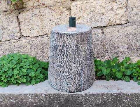 Tronco per albero di natale - Sconti per Fioristi e Aziende . - H 43 x 12 Kg in Cemento