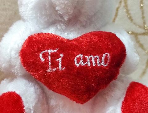 Orsetto con cuore "Ti Amo" H 18 Articolo per S. Valentino - Sconti per Fioristi e Aziende