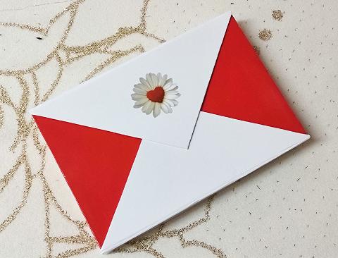 Scatola con margherita cuore magnetica adatto a San Valentino - Sconti per Fioristi e Aziende