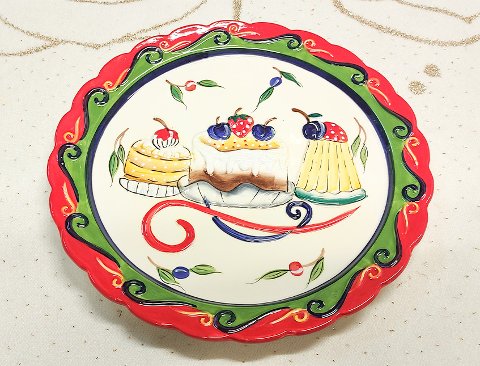 Piatto Porta Torta Dolcezza - Sconti per Fioristi e Aziende  - Dm. 28 cm. In ceramica