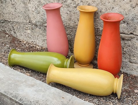 Vaso Kalim  H 40 dm. 11 -  Sconto per Fioristi e Aziende - in terracotta Colorata