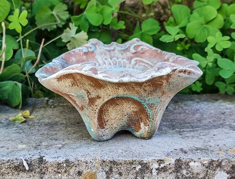 Vaso ovalina in terracotta ondulata -  Sconto per Fioristi e Aziende - H 7 L 21x15
