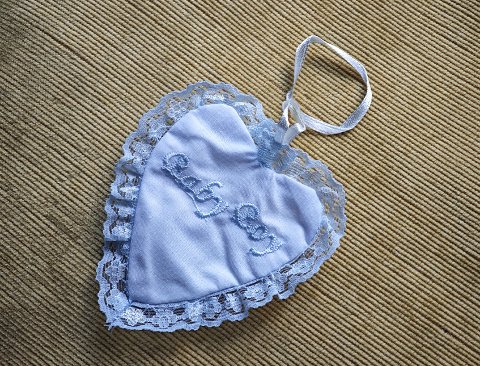 Cuoricino Azzurro x 10 Ricamato - Sconti per Fioristi e Aziende