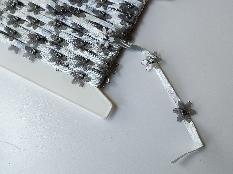Passamaneria con fiori PVC - Sconto per Fioristi e Aziende - Vendita al metro