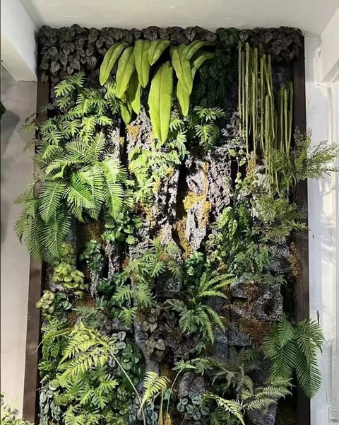 Giardino Verticale su Parete Rocciosa - Sconto per Fioristi e Aziende - con Muschi e Vegetali Preservati