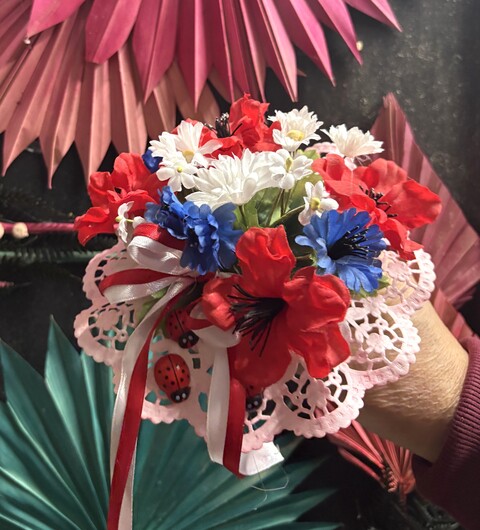 Bouquet Misto Primavera  -  Sconto per Fioristi e  Aziende - Diametro 16 cm.