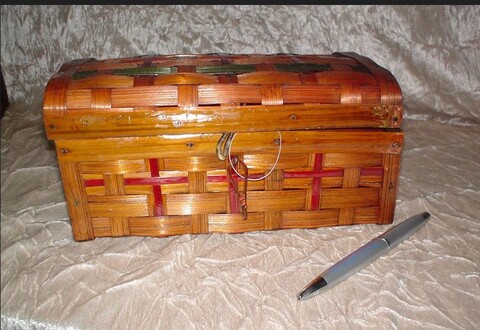 Cofanetto Grande in Rattan - Sconti per Fioristi e Aziende . - cm. 22x13 H 18