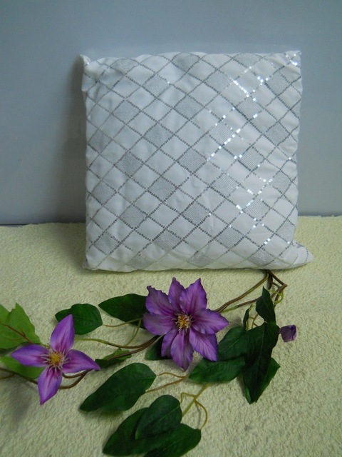 Cuscino operato lucido-matt - Sconti per Fioristi e Aziende - cm. 50 x 50