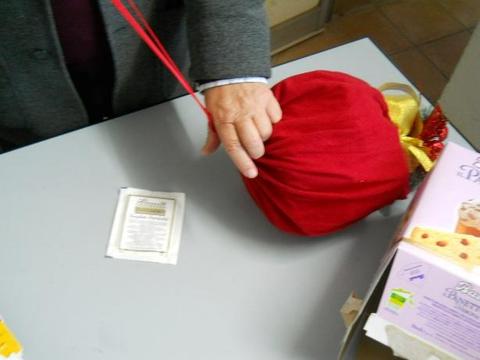 Porta Panettone in panno cm. 45 x 45 - Sconti per Fioristi e Aziende - con tirante e decoro