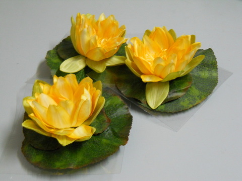 Ninfea Galleggiante dm.18 H12 - Sconti per Fioristi e Aziende - In Polifoam