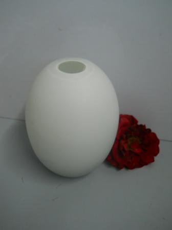 Vaso ovale H 22 in vetro  bianco satinato - Sconti per Fioristi e Aziende