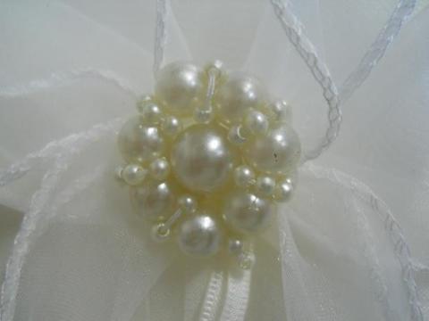 Cuscino portafedi con perle in 2 colori - Sconti per Fioristi e Aziende