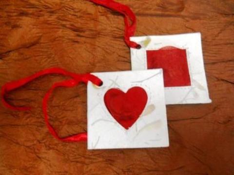 Bigliettini Love x 50 profumati con pergamena Articolo per San Valentino - Sconti per Fioristi e Aziende - San Michele di Ganzaria (Catania)