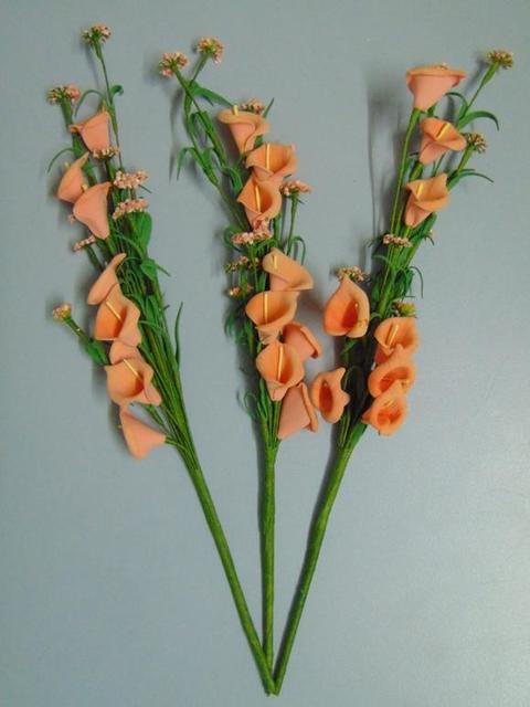 Calla Spray x 8 H 35 in Polifoam - Sconti per Fioristi e Aziende
