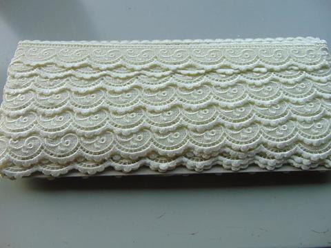 Merletto cotone ondina al metro in due colori - Sconto per Fioristi e Aziende