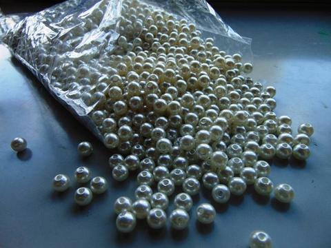 Perle forate dm. 8  Busta gr. 500 Sconti per Fioristi e Aziende