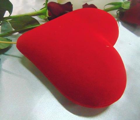 Cuore Red Velvet Steccato H 16 dm.6 Articolo per San Valentino - Sconti per Fioristi e Aziende