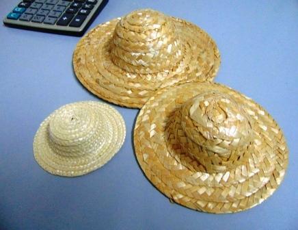 Cappellini in paglia naturale in tre misure - Sconti per Fioristi e Aziende