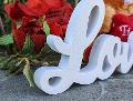 Lettere Decorative 3D Love  - Sconti per Fioristi e Aziende - cm. 20 H 10 n legno