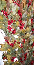 Festone di Natale H 180 con Magnolie e bacche in poliestere - Sconti per Fioristi e Aziende