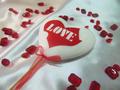 Cuore Bianco LOVE in 2 modelli Articolo per San Valentino - Sconti per Fioristi e Aziende