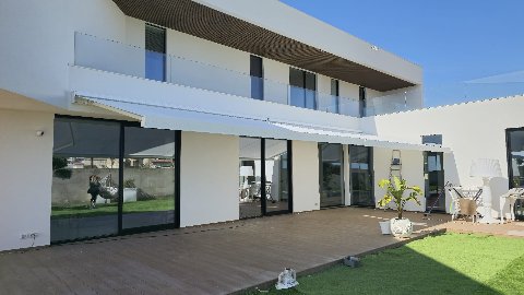 Tende da sole realizzate