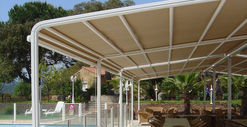 tenda a capanno attico