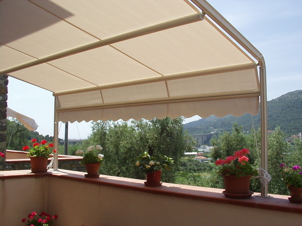 tenda a capanno attico