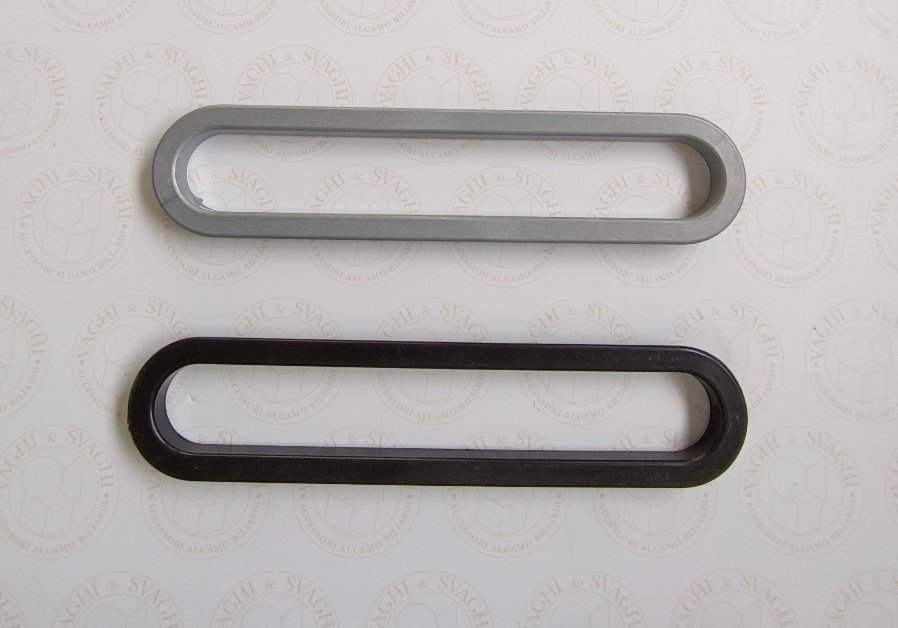 CORNICE USCITA PALLINE GARLANDO PLASTICA  ART. 39