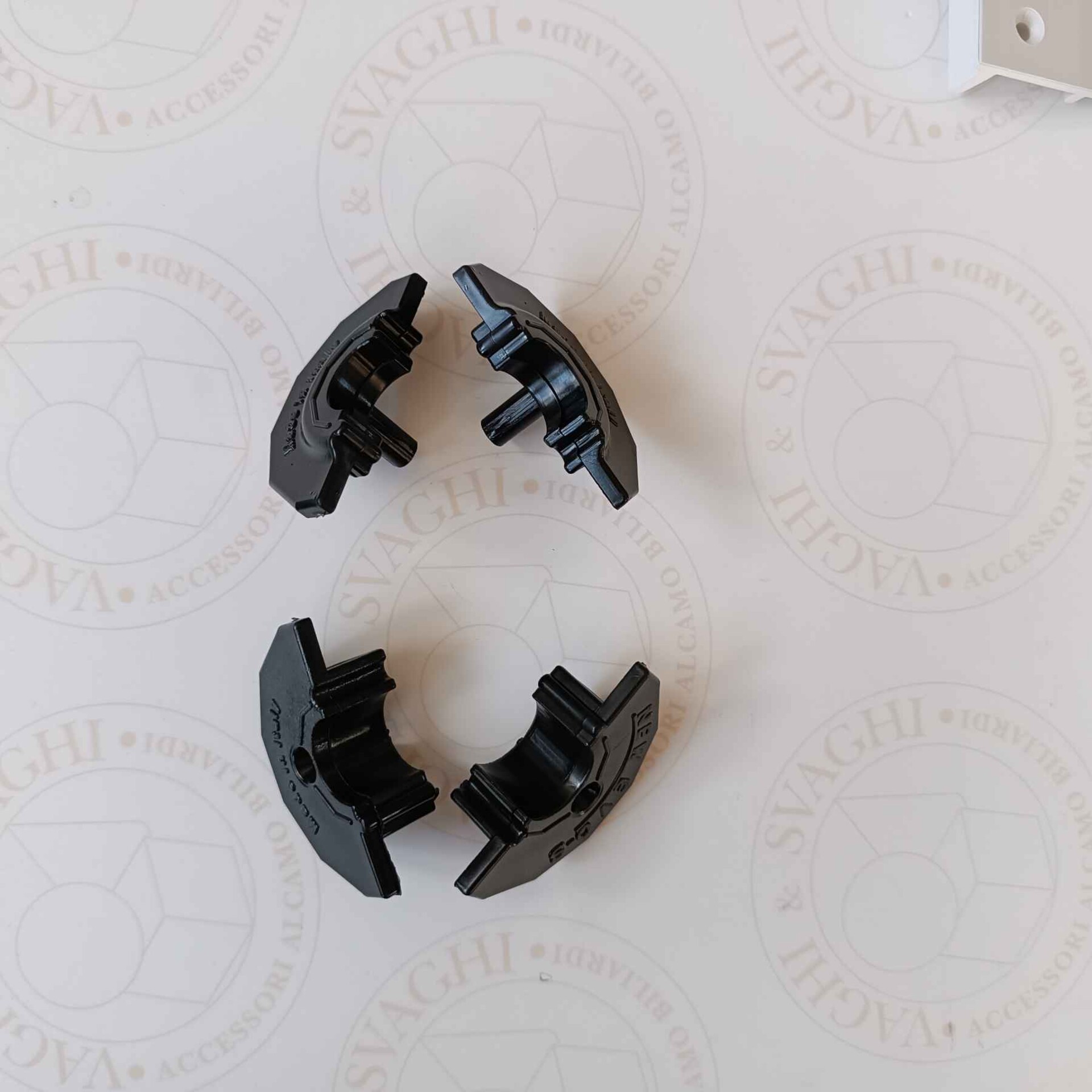 BOCCOLA NERA PER ASTA PASSANTE (LATO MANOPOLA) NORDITALIA EVO DIAMETRO 16 MM.