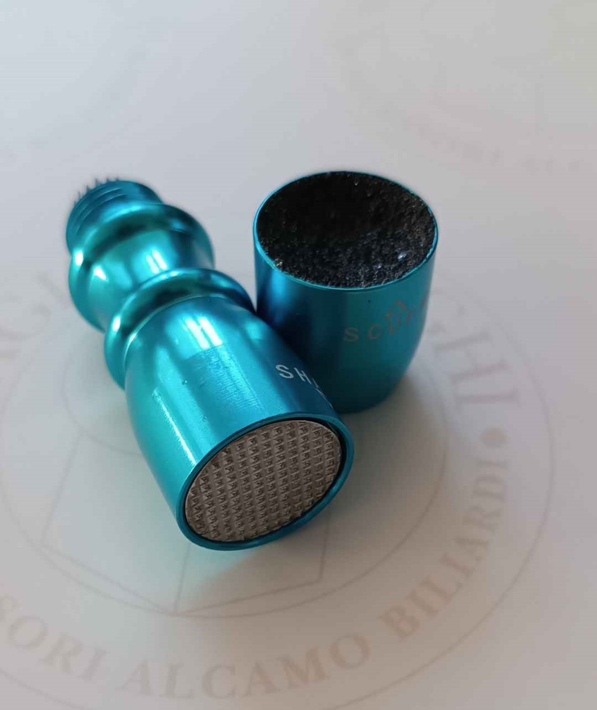 RASCHIETTO RASCHIA CUOIO AZZURRO