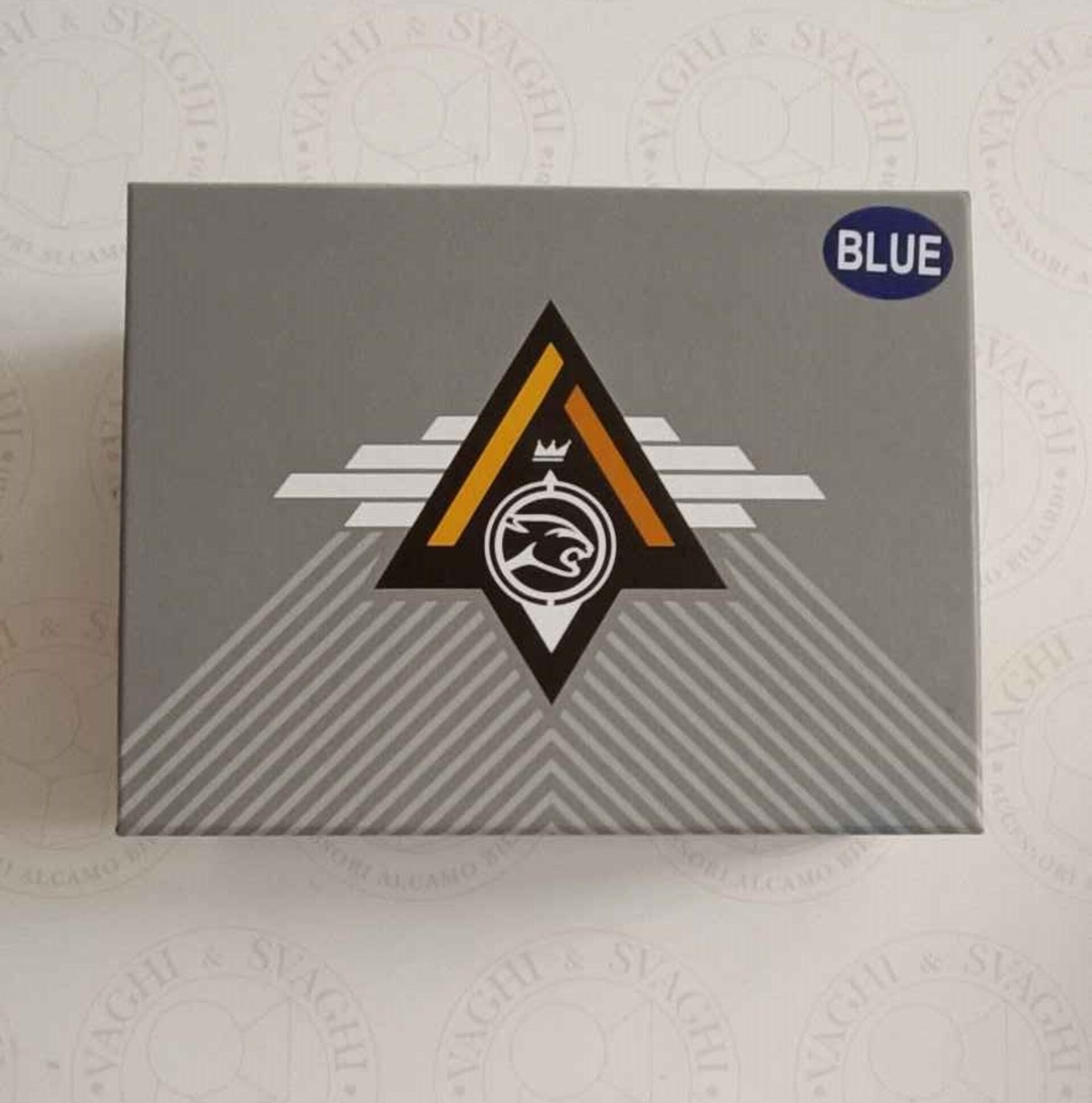 GESSO PER BILIARDO PREDATOR CREST BLU DA 144 CUBETTI