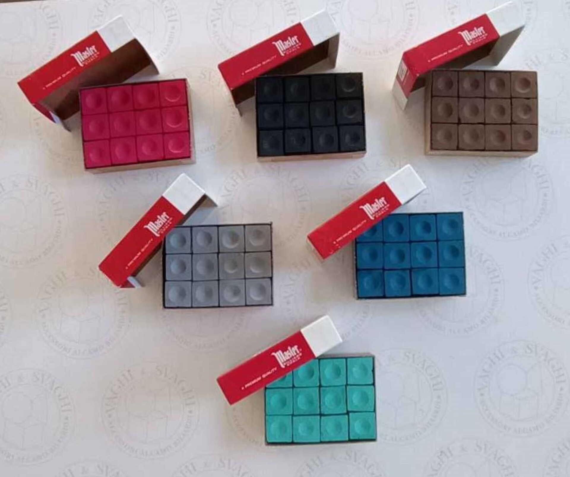 GESSO PER STECCA DA BILIARDO MASTER DA 12 CUBETTI