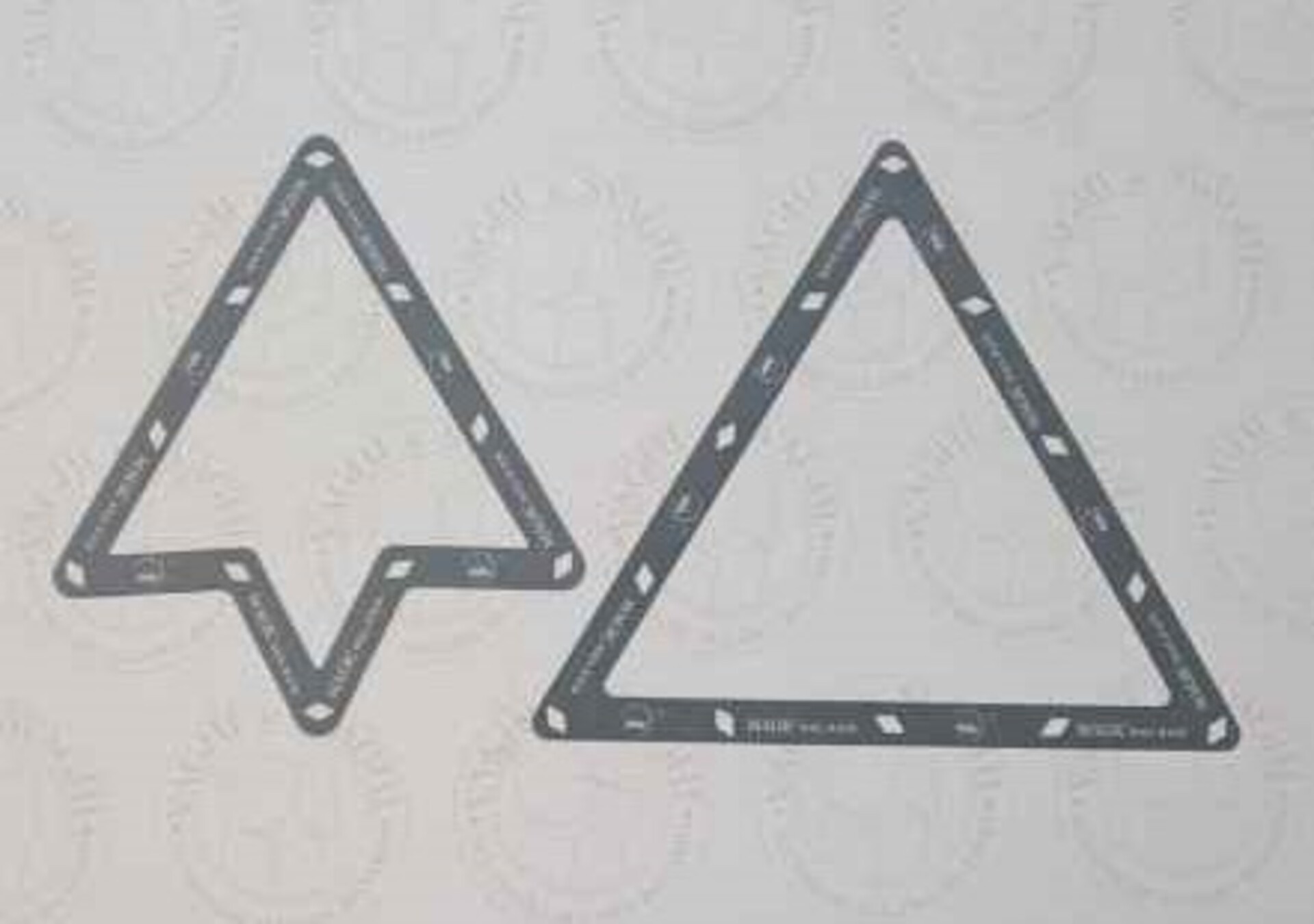 TRIANGOLO POSIZIONATORE 5M 2 PEZZI