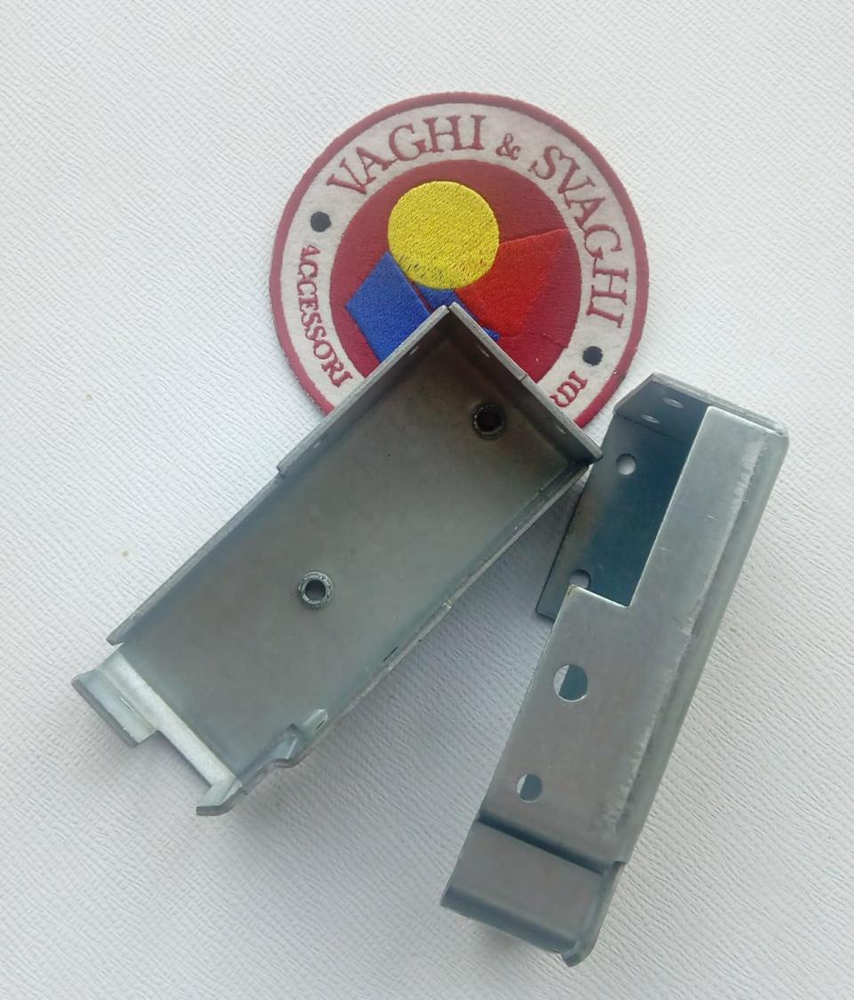 ANGOLARE GUIDA GARLANDO SUPERIORE DESTRO ART. 26