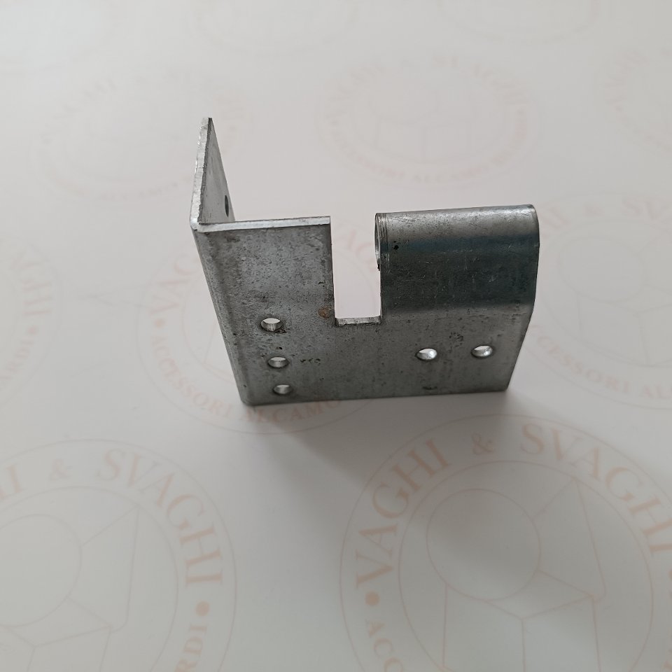 ANGOLARE INFERIORE SINISTRO GARLANDO PER DELUXE ART.85