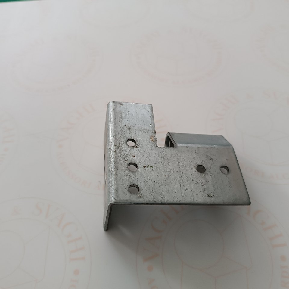 ANGOLARE INFERIORE SINISTRO GARLANDO PER DELUXE ART.85