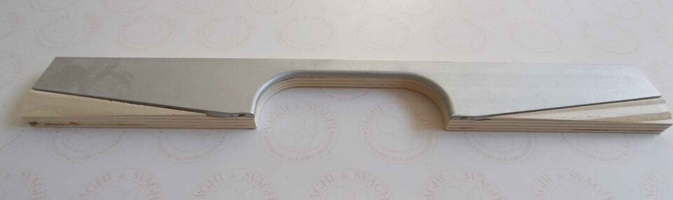 PORTA  IN LEGNO LAMINATO GARLANDO FERMAVETRO ANGOLO ALTO