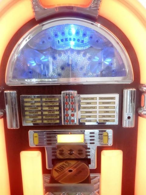STEREO JUKE BOX ANNI 60