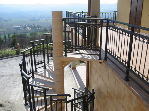 Produzione Ringhiera, Parapetti, Pergolati, in Alluminio