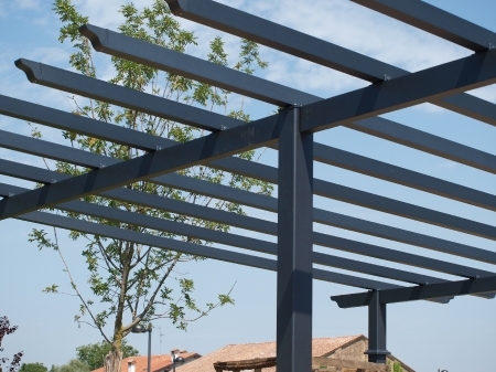 Produzione Ringhiera, Parapetti, Pergolati, in Alluminio