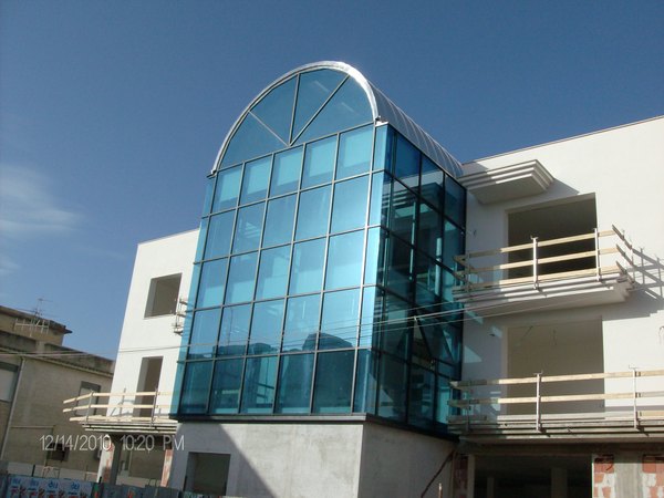 CONDOMINIO Castelvetrano (Trapani), Realizzazione / Costruzione Facciata Metra POLIEDRA-SKY 50
