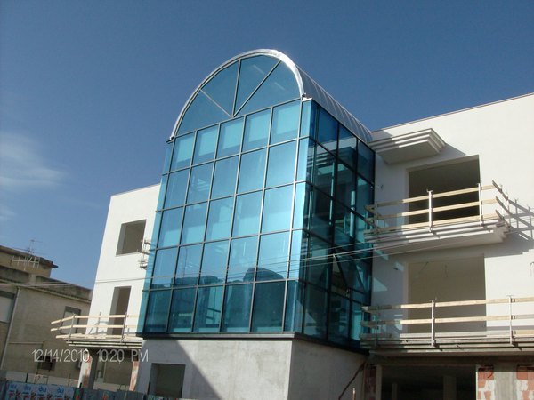 CONDOMINIO Castelvetrano (Trapani), Realizzazione / Costruzione Facciata Metra POLIEDRA-SKY 50