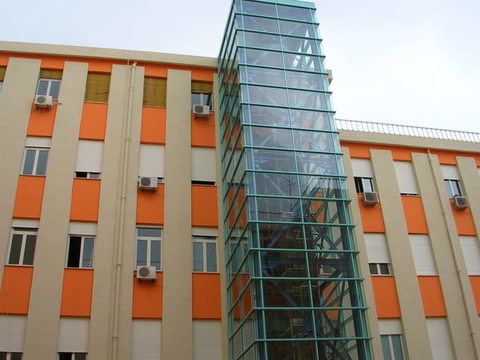 OSPEDALE UNICO di AVOLA-NOTO (Siracusa), costruzione facciata continua Metra