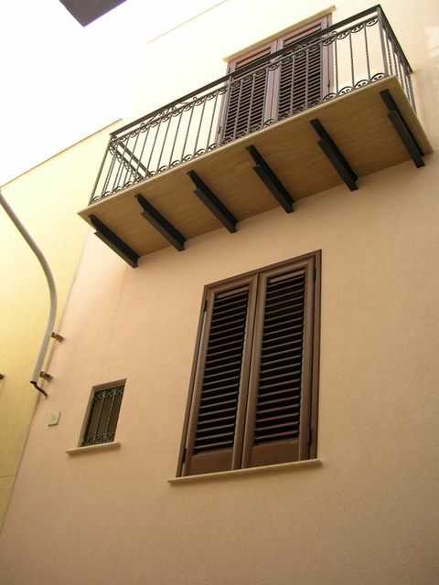 Produzione / Realizzazione Persiane in Alluminio su misura