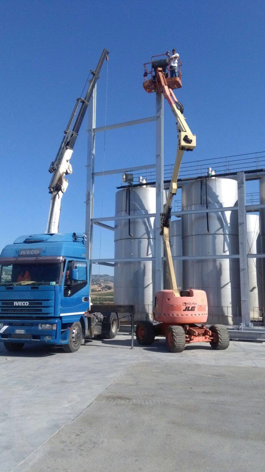 Cantine ERMES Gibellina TP Struttura Metallica per Capannone Coibentazione Silos