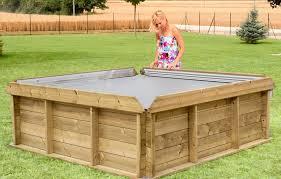 Realizzazione Piscina fuori terra in legno quadrata Pistoche
