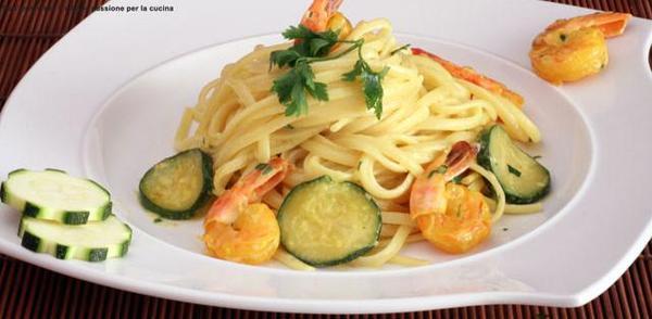 Linguine Gamberetti, Zucchine e Zafferano Ennese Oro Rosso di Sicilia